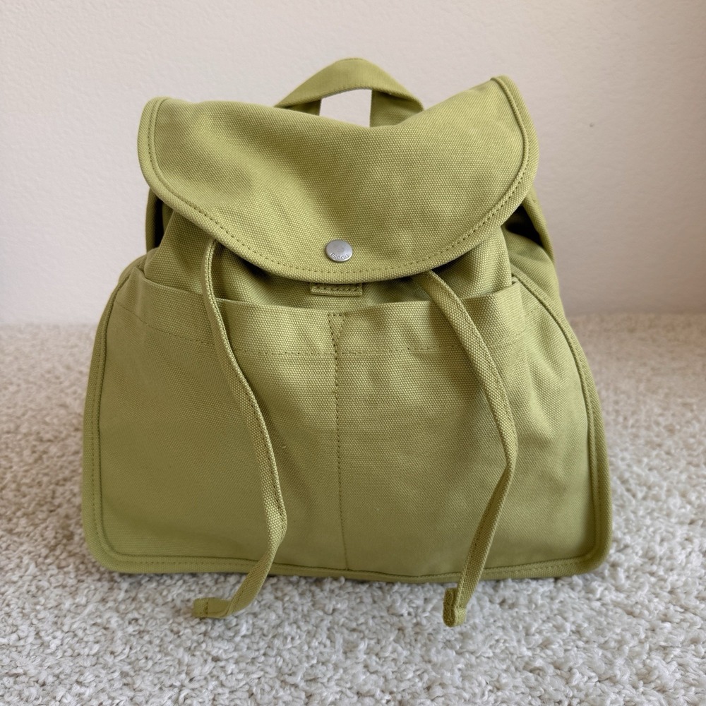 BAGGU Green Canvas Drawstring Backpack Rucksack Flap Snap Adjustable Straps